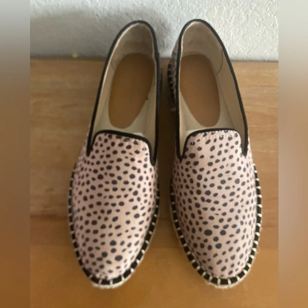 Woman Universal Thread Microsuede Leopard Animal Print Espadrilles Slip On 8
